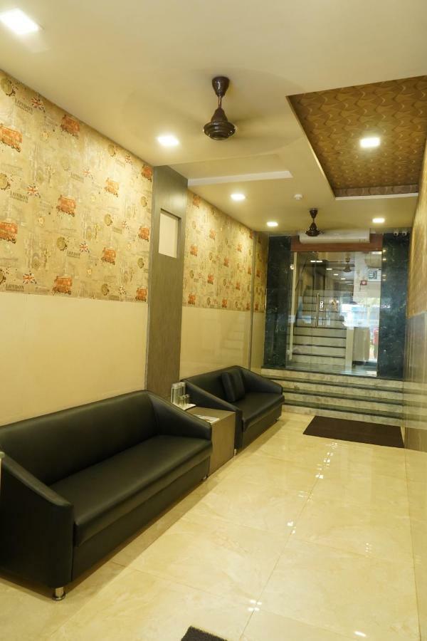 Sharda Residency Hotel Bombaim Exterior foto