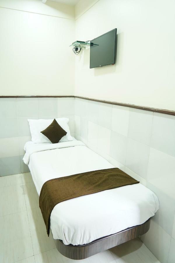Sharda Residency Hotel Bombaim Exterior foto